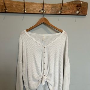 Soft & sexy long sleeved button down